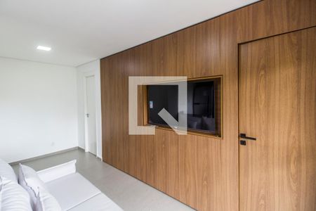 Sala  de apartamento para alugar com 1 quarto, 48m² em Empresarial 18 do Forte, Barueri