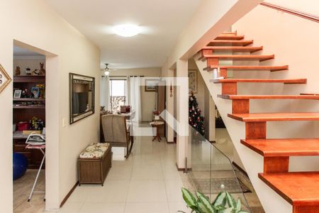 Sala - Entrada de casa à venda com 6 quartos, 400m² em Jardim Guapira, São Paulo