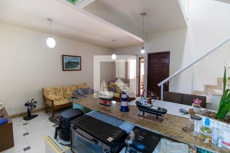 Sala e Cozinha  de casa à venda com 3 quartos, 180m² em Engenho do Mato, Niterói