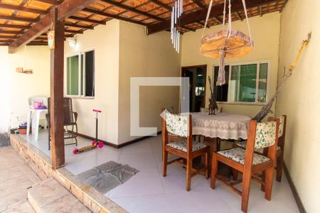 Varanda de casa à venda com 3 quartos, 180m² em Engenho do Mato, Niterói