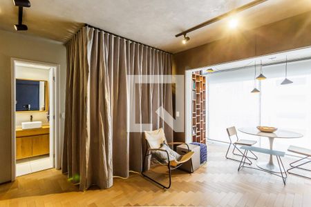 Sala de apartamento à venda com 1 quarto, 42m² em Indianópolis, São Paulo