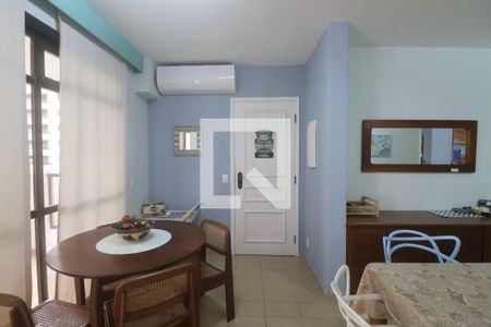 Sala de apartamento para alugar com 3 quartos, 141m² em Barra Funda, Guarujá