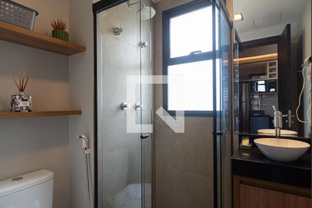 Banheiro de kitnet/studio para alugar com 1 quarto, 21m² em Bela Vista, São Paulo