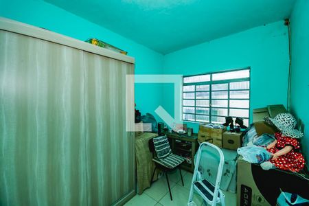 Casa à venda com 4 quartos, 150m² em Nacional, Contagem