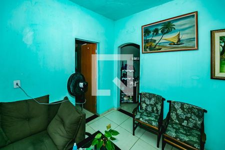 Casa à venda com 4 quartos, 150m² em Nacional, Contagem