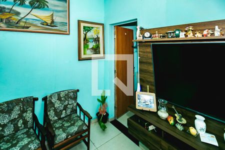 Casa à venda com 4 quartos, 150m² em Nacional, Contagem