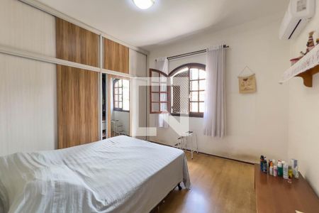 Quarto 1 de casa à venda com 2 quartos, 130m² em Jardim da Gloria, São Paulo