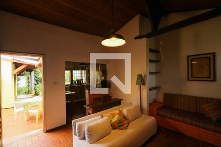 Sala 1 de casa à venda com 2 quartos, 200m² em Parque Colonial, São Paulo