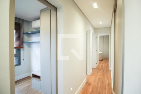 Corredor de apartamento à venda com 3 quartos, 117m² em Indianópolis, São Paulo