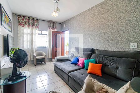 Casa à venda com 3 quartos, 200m² em Jardim Ester, São Paulo