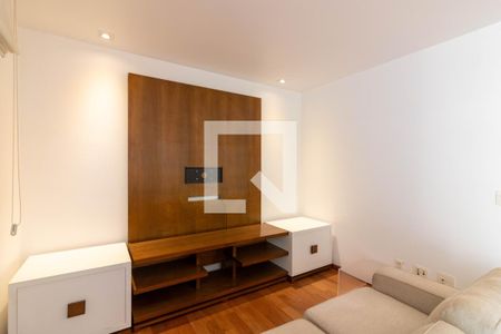 Sala de apartamento para alugar com 3 quartos, 129m² em Vila Olímpia, São Paulo