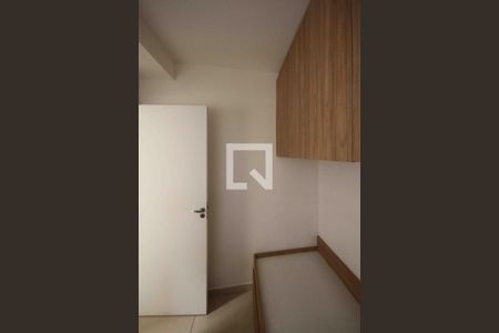 Quarto de apartamento para alugar com 2 quartos, 36m² em Cidade Mãe do Céu, São Paulo