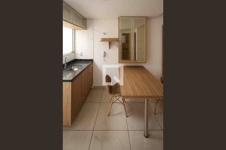 Cozinha de apartamento para alugar com 2 quartos, 36m² em Cidade Mãe do Céu, São Paulo