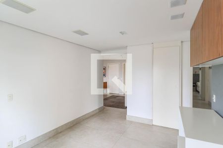 Sala 2 de apartamento à venda com 2 quartos, 112m² em Chácara Santo Antônio, São Paulo