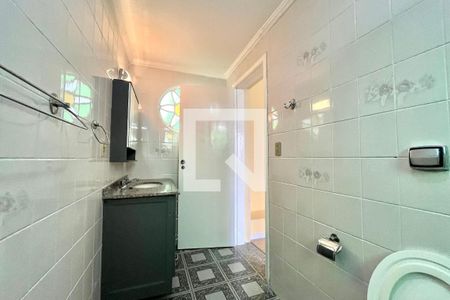 Banheiro da Suíte de casa para alugar com 3 quartos, 130m² em Parque Jabaquara, São Paulo
