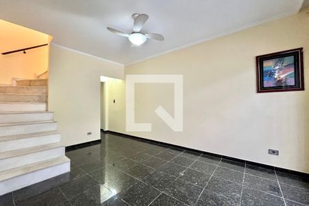 Sala de casa para alugar com 3 quartos, 130m² em Parque Jabaquara, São Paulo