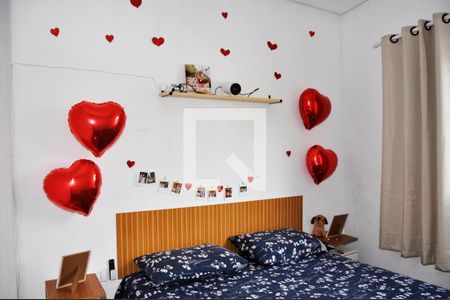 Detalhe - Quarto 01 de casa para alugar com 2 quartos, 42m² em Vila Picinin, São Paulo