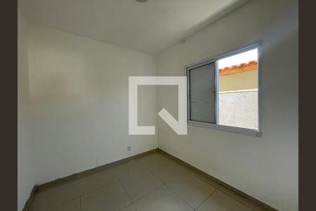 Quarto 1 de casa de condomínio para alugar com 2 quartos, 128m² em Jardim Santa Paula, Cotia