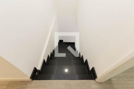 Escada  de casa à venda com 3 quartos, 135m² em Tucuruvi, São Paulo