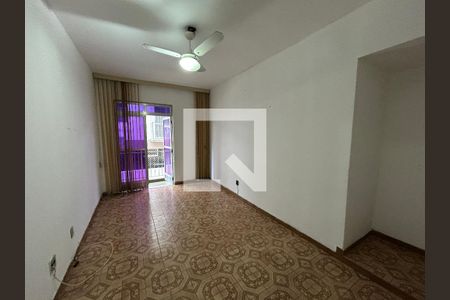 Sala de apartamento para alugar com 2 quartos, 80m² em Praça Seca, Rio de Janeiro