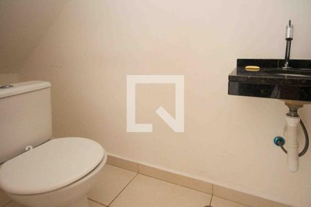 Lavabo de casa para alugar com 2 quartos, 67m² em Cidade Líder, São Paulo