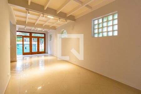 Sala de casa para alugar com 2 quartos, 240m² em Pinheiros, São Paulo