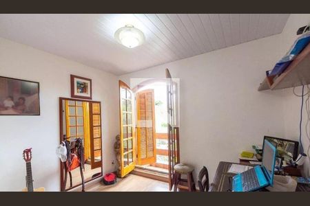 Casa à venda com 4 quartos, 148m² em Indianópolis, São Paulo