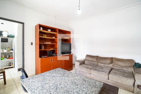 Sala de casa à venda com 4 quartos, 200m² em Morro dos Ingleses, São Paulo