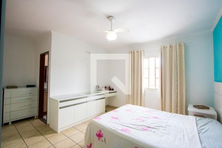 Quarto 1 - Suíte de casa à venda com 3 quartos, 178m² em Vila Mazzei, Santo André