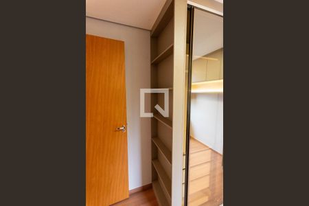 Quarto 1 de apartamento para alugar com 2 quartos, 47m² em Jardim Nova Europa, Campinas