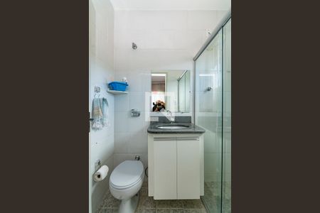 Banheiro da Suíte de casa para alugar com 3 quartos, 84m² em Salgado Filho, Belo Horizonte