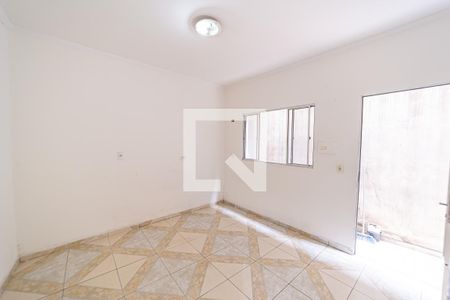 Sala/Quarto de casa para alugar com 1 quarto, 40m² em Jardim Verônia, São Paulo