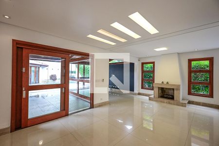 Sala de casa de condomínio para alugar com 7 quartos, 375m² em Parque Munhoz, São Paulo