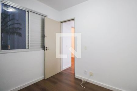 Quarto 2 de apartamento para alugar com 2 quartos, 49m² em Jardim Monte Alegre, São Paulo