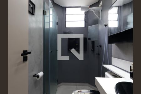 Banheiro de apartamento à venda com 2 quartos, 43m² em Jardim Leonor, São Paulo