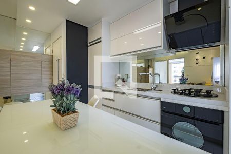 Sala/Cozinha de apartamento à venda com 1 quarto, 60m² em Pinheiros, São Paulo