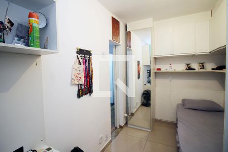 Quarto 1 de casa para alugar com 2 quartos, 81m² em Irajá, Rio de Janeiro