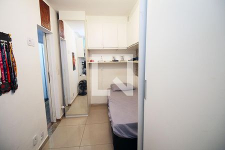 Quarto 1 de casa para alugar com 2 quartos, 81m² em Irajá, Rio de Janeiro