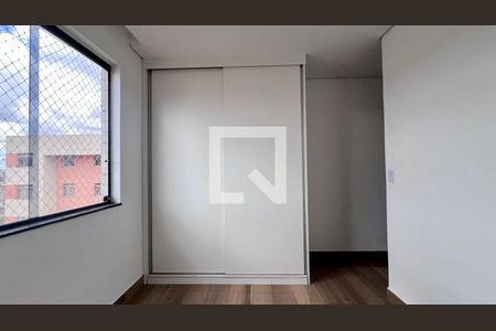 quarto  de apartamento à venda com 3 quartos, 130m² em Monsenhor Messias, Belo Horizonte