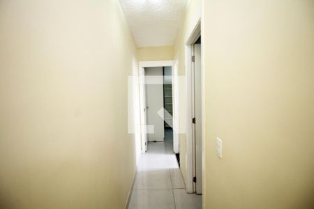 Sala - Corredor de apartamento para alugar com 2 quartos, 50m² em Irajá, Rio de Janeiro