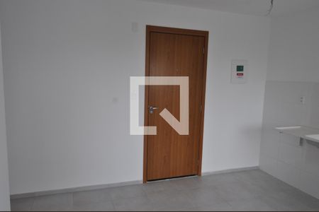 Apartamento para alugar com 2 quartos, 41m² em Del Castilho, Rio de Janeiro