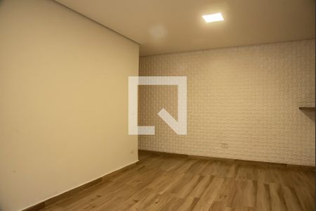 Sala de casa para alugar com 2 quartos, 200m² em Vila Monte Alegre, São Paulo