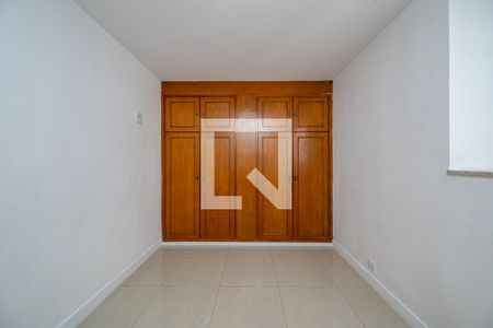 Suíte de apartamento para alugar com 3 quartos, 131m² em Vila Guarani (zona Sul), São Paulo