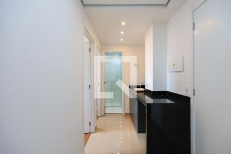 Corredor de apartamento para alugar com 2 quartos, 40m² em Cidade Jardim, São Paulo