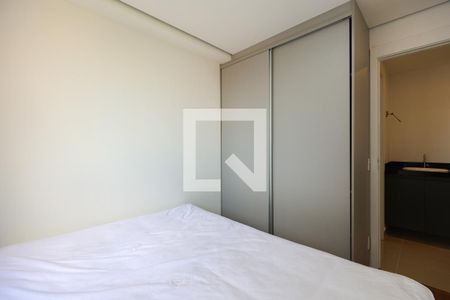 Quarto 1 de apartamento para alugar com 2 quartos, 40m² em Cidade Jardim, São Paulo
