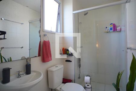 Banheiro  suíte  de apartamento à venda com 3 quartos, 76m² em Sarandi, Porto Alegre