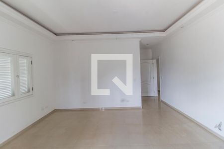 Suíte master de casa de condomínio para alugar com 4 quartos, 600m² em Alphaville, Santana de Parnaíba