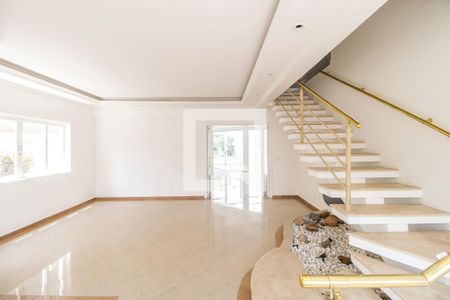 Sala  de casa de condomínio para alugar com 4 quartos, 600m² em Alphaville, Santana de Parnaíba