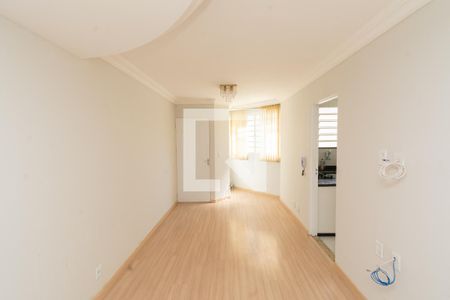 Sala de apartamento para alugar com 3 quartos, 65m² em Jardim Riacho das Pedras, Contagem