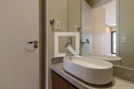 Lavabo de apartamento para alugar com 2 quartos, 85m² em Pinheiros, São Paulo